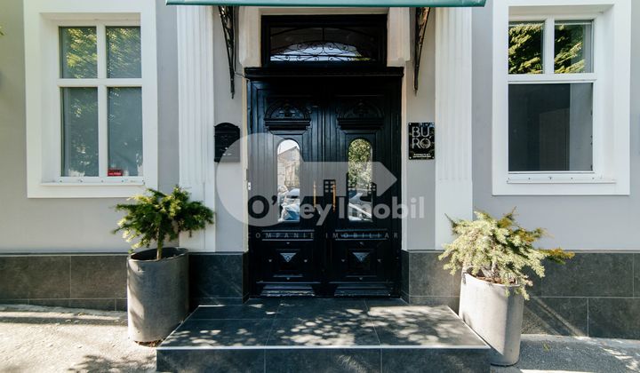 Oficiu, Centru, MIHAI EMINESCU