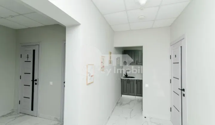 Oficiu, Centru, PETRU MOVILĂ