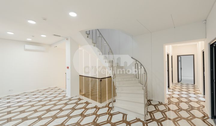 Комм. помещение, Центр, БУЛГАРЭ