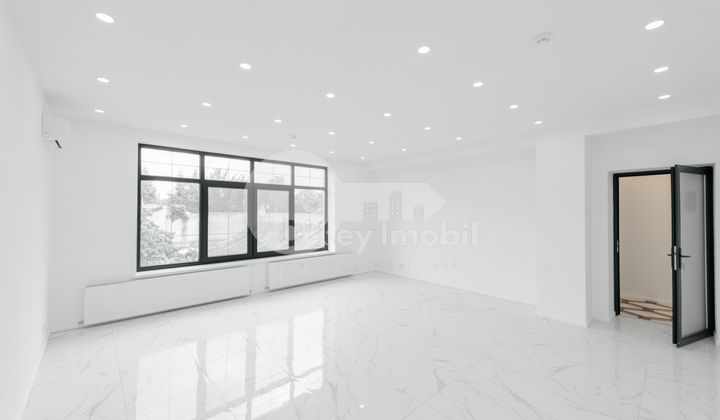 Комм. помещение, Центр, БУЛГАРЭ