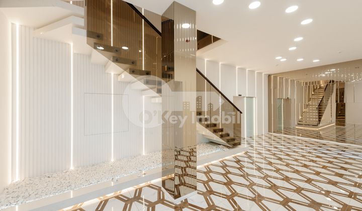 Комм. помещение, Центр, БУЛГАРЭ