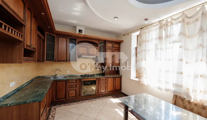 Комм. помещение, Телецентр, УЛ. ЯЛОВЕНЫ