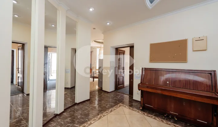 Комм. помещение, Телецентр, УЛ. ЯЛОВЕНЫ