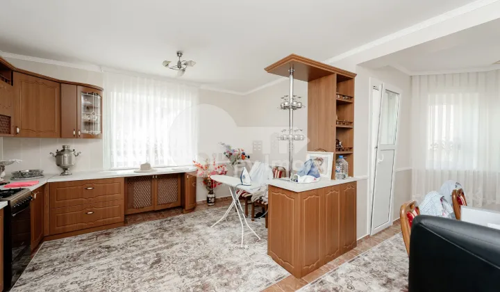 Дом, Центр, Г. КАШУ