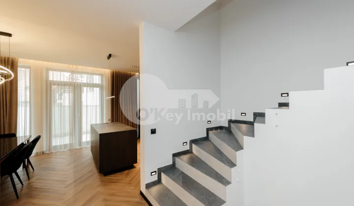 Townhouse, Centru, DÎMBULUI