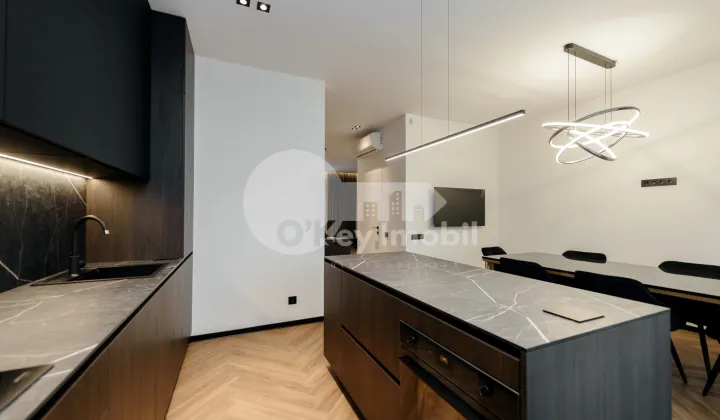 Townhouse, Centru, DÎMBULUI