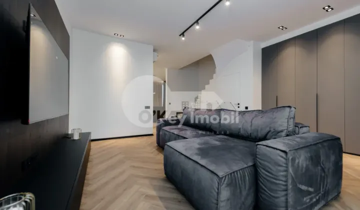 Townhouse, Centru, DÎMBULUI