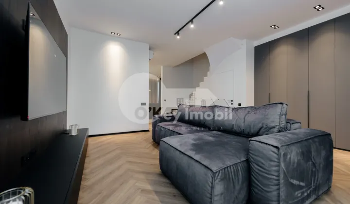 Townhouse, Centru, DÎMBULUI