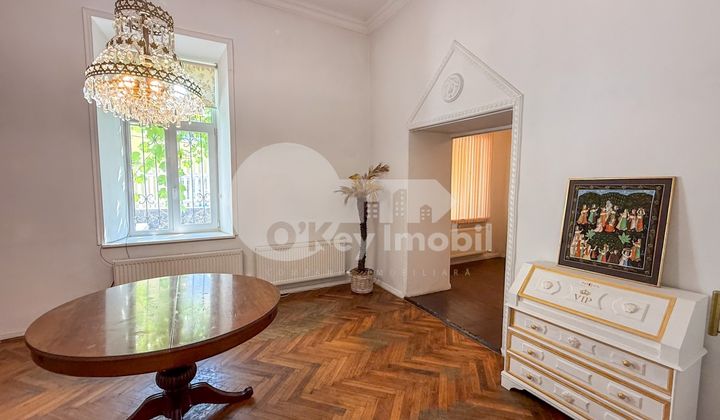 Oficiu, Centru, ALEXEI MATEEVICI