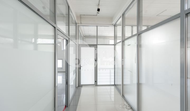 Офис, Центр, АЛЕКСАНДРУ ХЫЖДЕУ