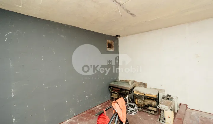 Склад, Центр, КОЛУМНА