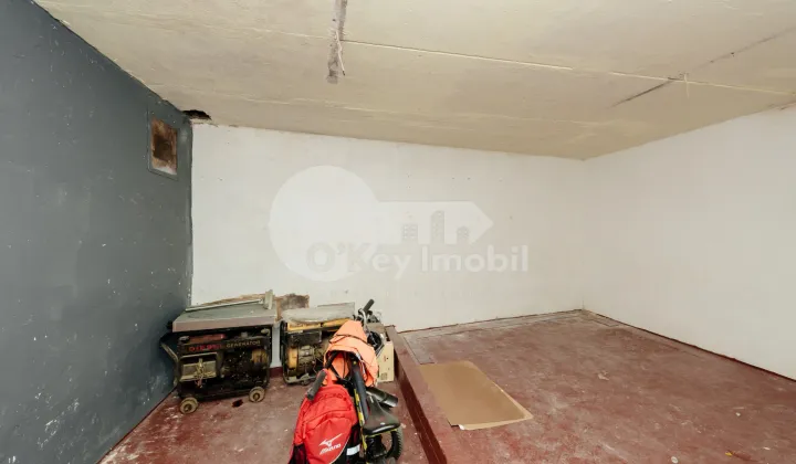 Склад, Центр, КОЛУМНА