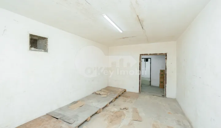 Склад, Центр, КОЛУМНА