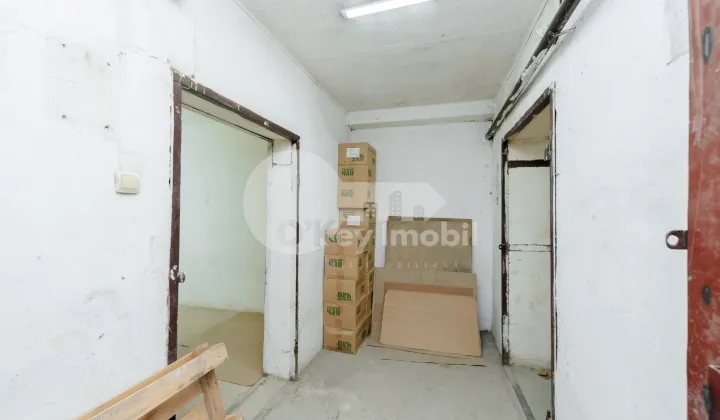 Склад, Центр, КОЛУМНА