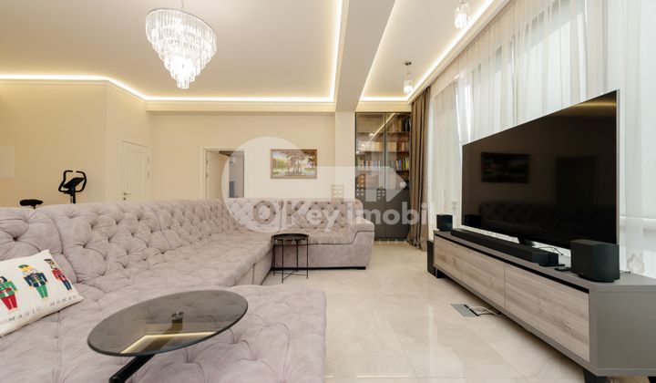 Пентхаус, Ботаника, БУРЕБИСТА