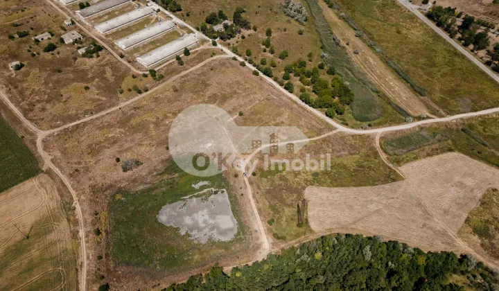 Земельный участок, БУДЕШТЫ