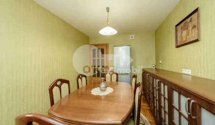 Apartament, Centru, 31 AUGUST