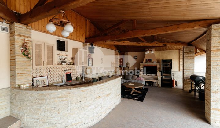 Casă, Buiucani, PRIMĂVERII