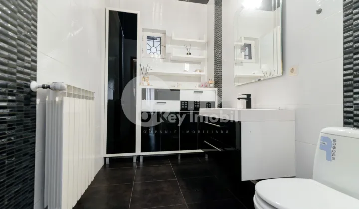 Casă, Buiucani, PRIMĂVERII