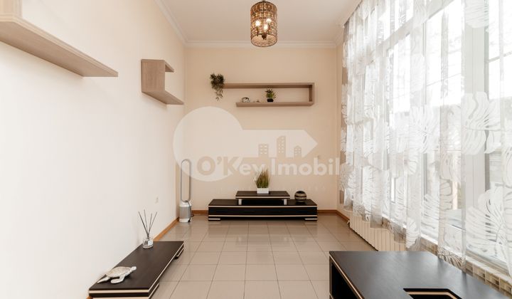 Casă, Buiucani, PRIMĂVERII