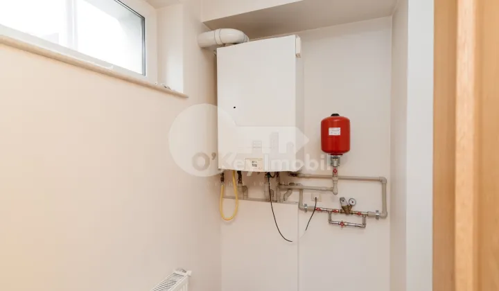 Casă, Buiucani, PRIMĂVERII