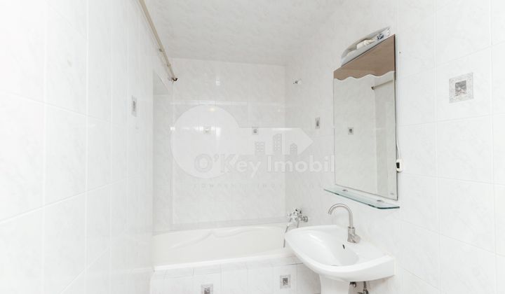 Casă, Buiucani, PRIMĂVERII