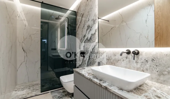 Penthouse, Centru, BUJORILOR