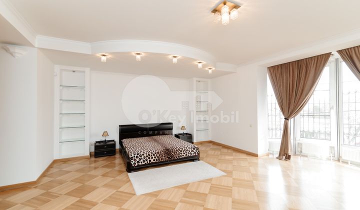 Casă, Buiucani, PRIMĂVERII