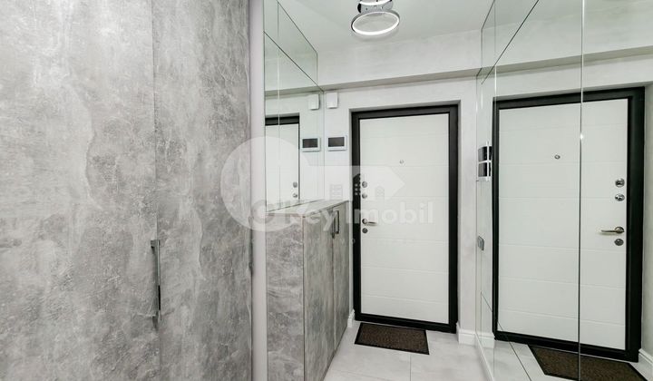 Квартира, Телецентр, КОНСТАНТИН ВЫРНАВ