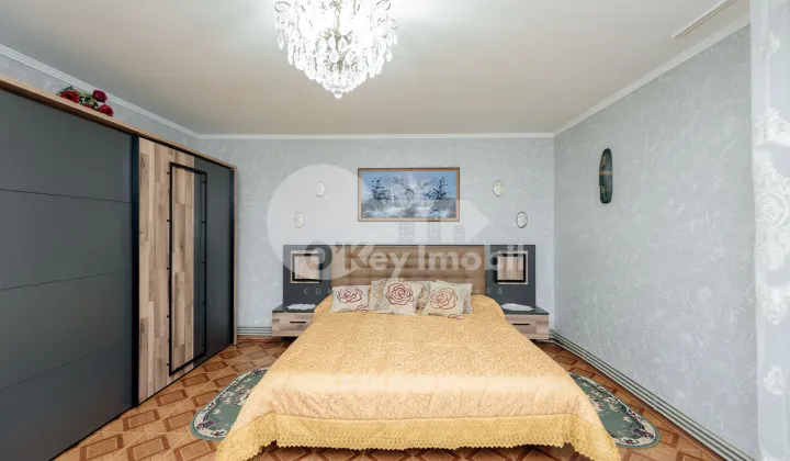 Дом, КОЖУШНА