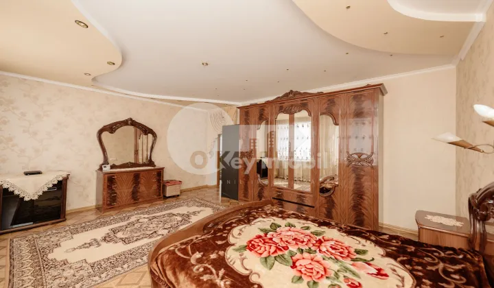 Дом, КОЖУШНА