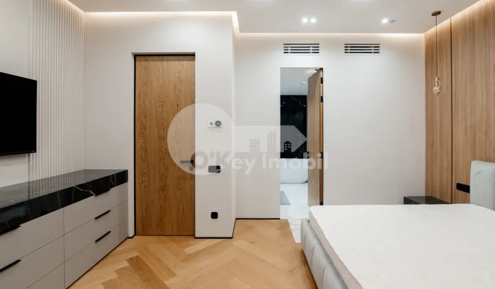 Penthouse, Centru, BUJORILOR