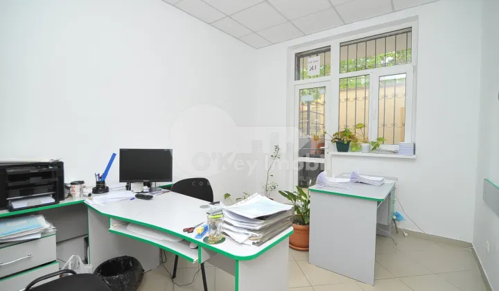 Комм. помещение, Чеканы, МИРЧА ЧЕЛ БЭТРЫН