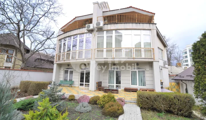 Офис, Центр, ТОМА ЧОРБЭ