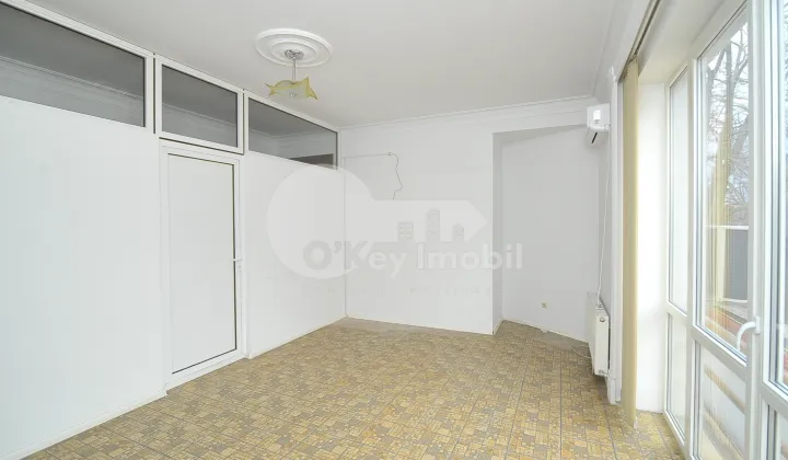 Офис, Центр, ТОМА ЧОРБЭ