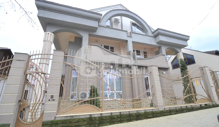 Офис, Центр, ТОМА ЧОРБЭ