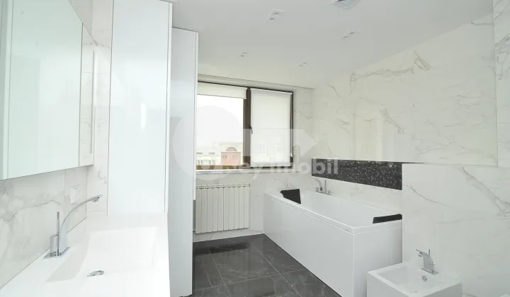 Apartament, Centru, SERGHEI LAZO