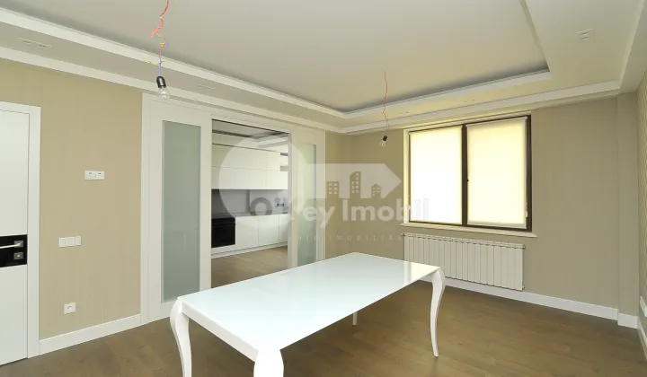Apartament, Centru, SERGHEI LAZO