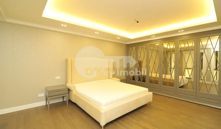 Apartament, Centru, SERGHEI LAZO