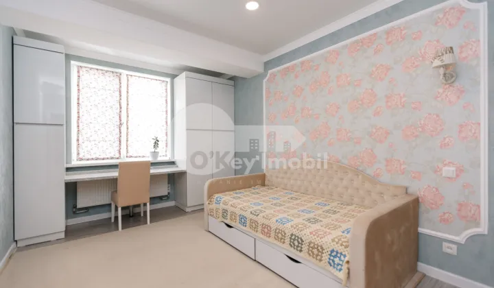 Apartament, Centru, MELESTIU