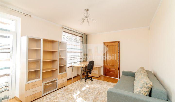 Casă, Buiucani, DONICI