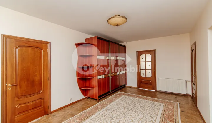 Casă, Buiucani, DONICI