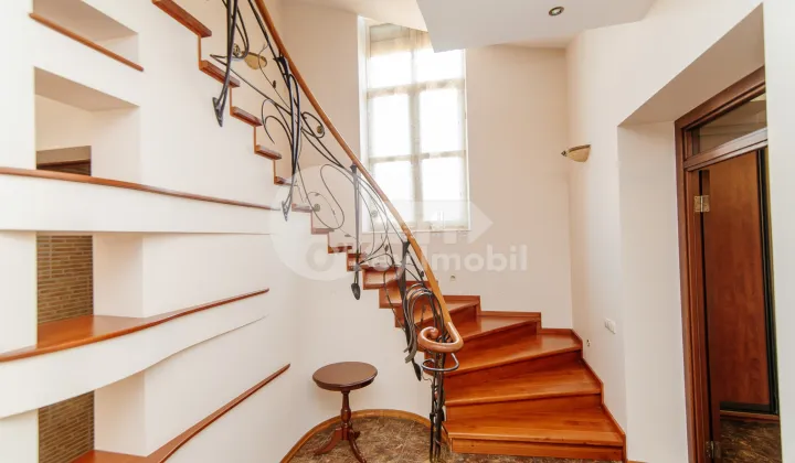 Casă, Buiucani, DONICI