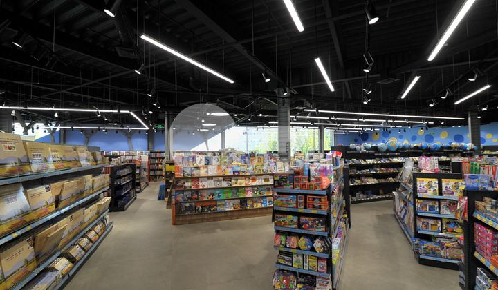 Sp. Comercial, Centru, D. CANTEMIR