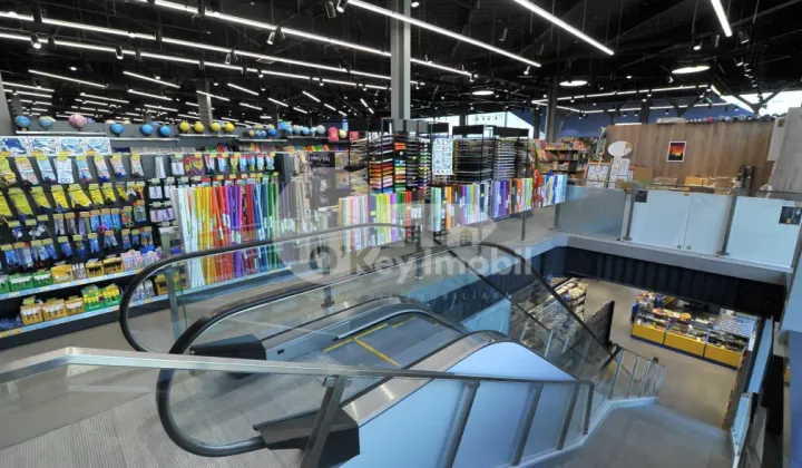 Sp. Comercial, Centru, D. CANTEMIR