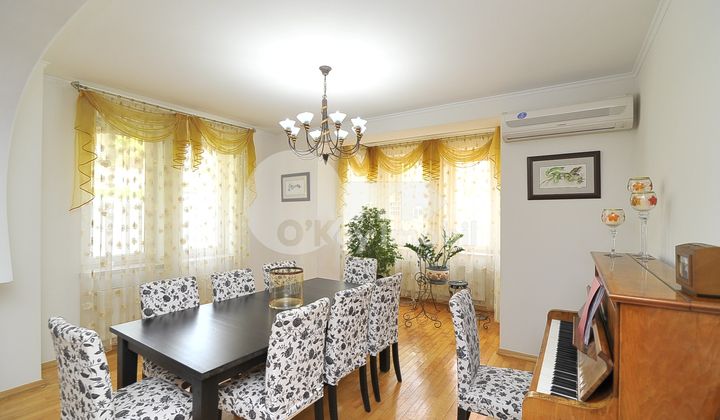 Casă - str-la Mihai Eminescu - Botanica