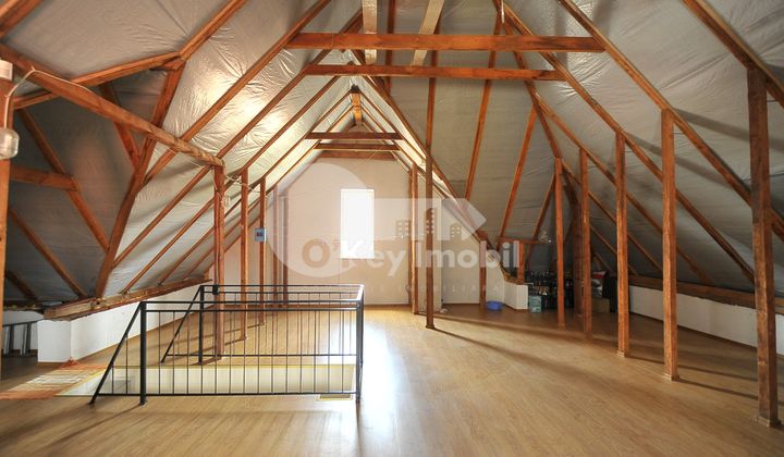 Casă - str-la Mihai Eminescu - Botanica