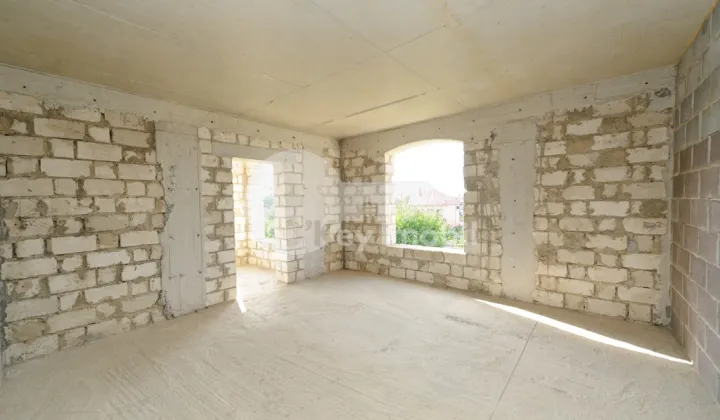 Дом, ДУМБРАВА