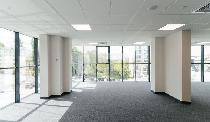 Офис, Центр, МИХАЙ ВИТЯЗУЛ