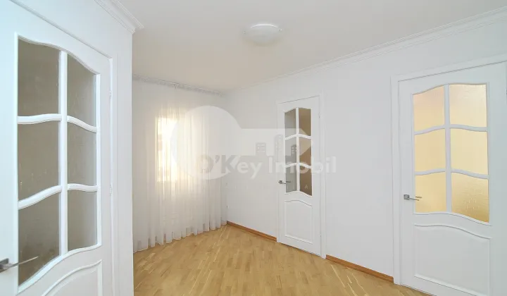 Casă, Centru, NUCARILOR